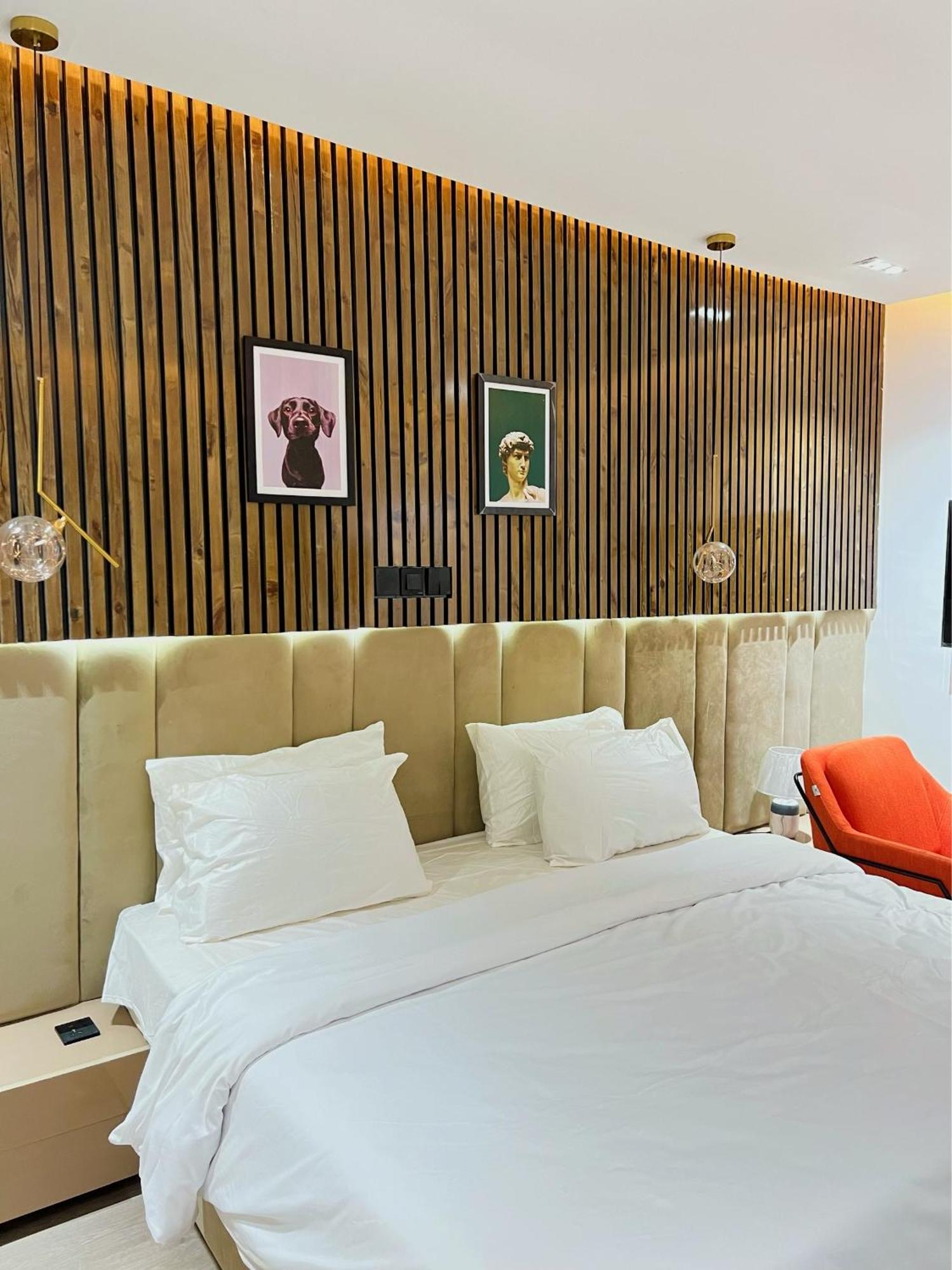 Austra Hotels And Apartments Maitama Abuja Extérieur photo
