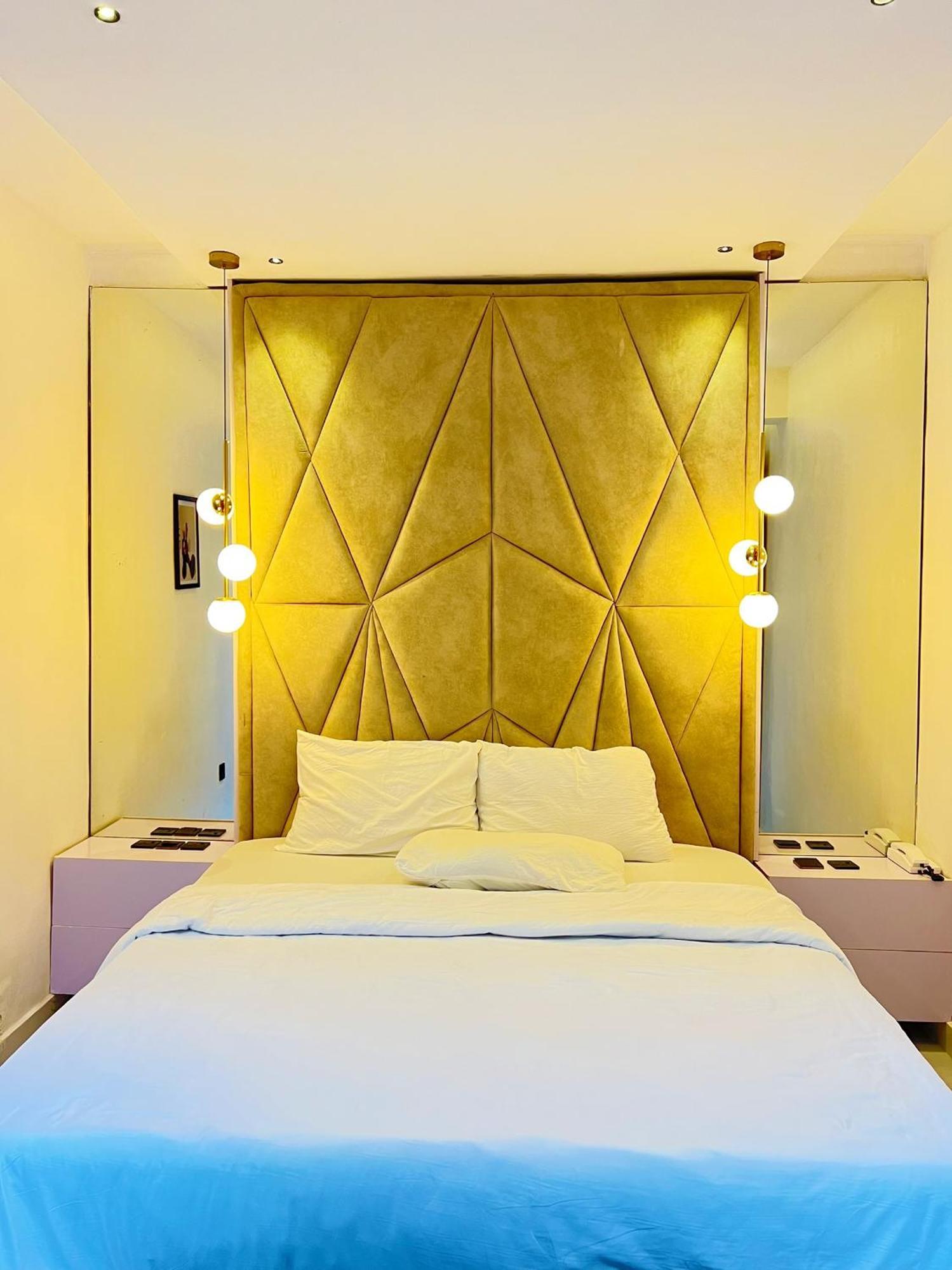 Austra Hotels And Apartments Maitama Abuja Extérieur photo